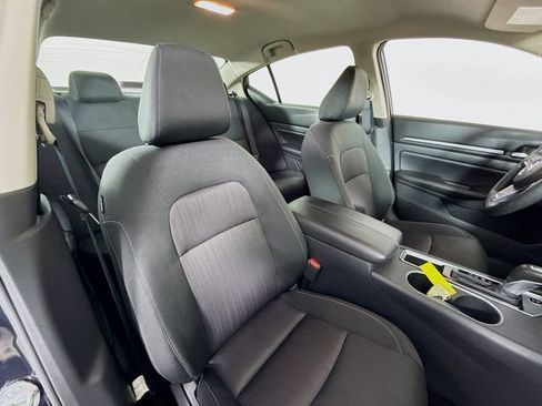 Used 2022 Nissan Altima 2.5 SV image 25