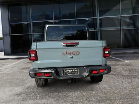 New 2025 Jeep Gladiator Rubicon w/ Convenience Group image 6