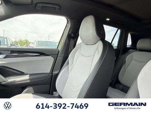 New 2026 Volkswagen Tiguan SE R-Line AWD/4WD image 21