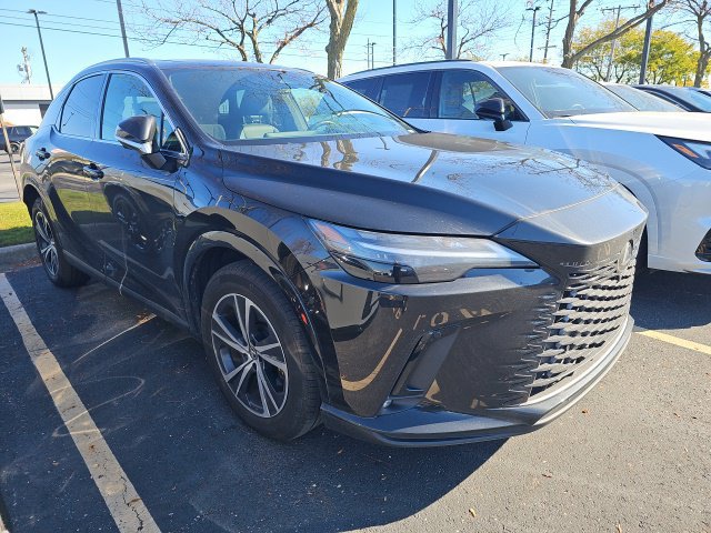 Used 2025 Lexus RX 350 Premium w/ Convenience Package AWD/4WD image 2