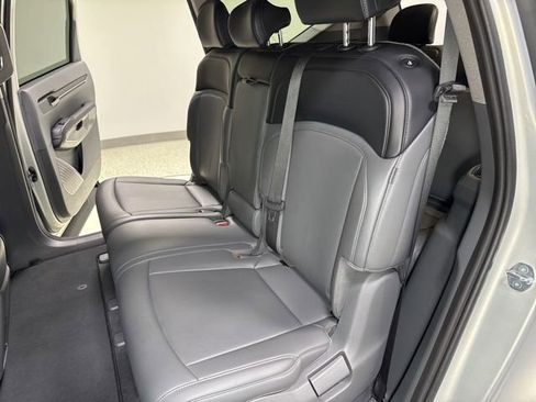 Used 2024 Kia EV9 Light RWD image 26