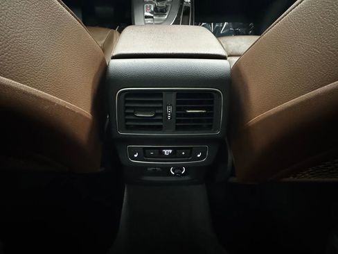 Used 2019 Audi Q5 2.0T Premium Plus w/ Premium Plus Package image 28