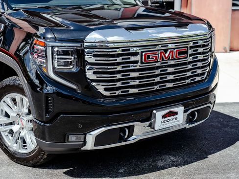 Used 2022 GMC Sierra 1500 Denali image 47