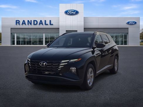 Used 2024 Hyundai Tucson SEL FWD image 2