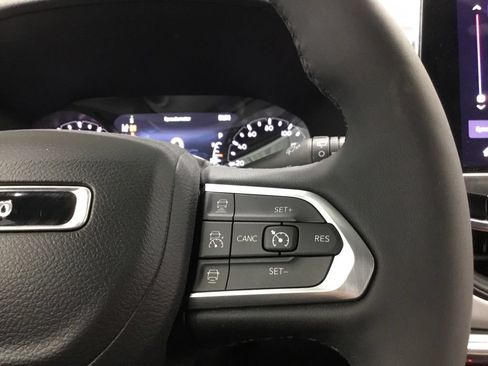 Used 2023 Jeep Compass Limited AWD/4WD image 37