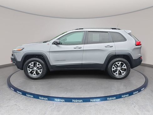 Used 2018 Jeep Cherokee Trailhawk w/ Quick Order Package 27L AWD/4WD image 9