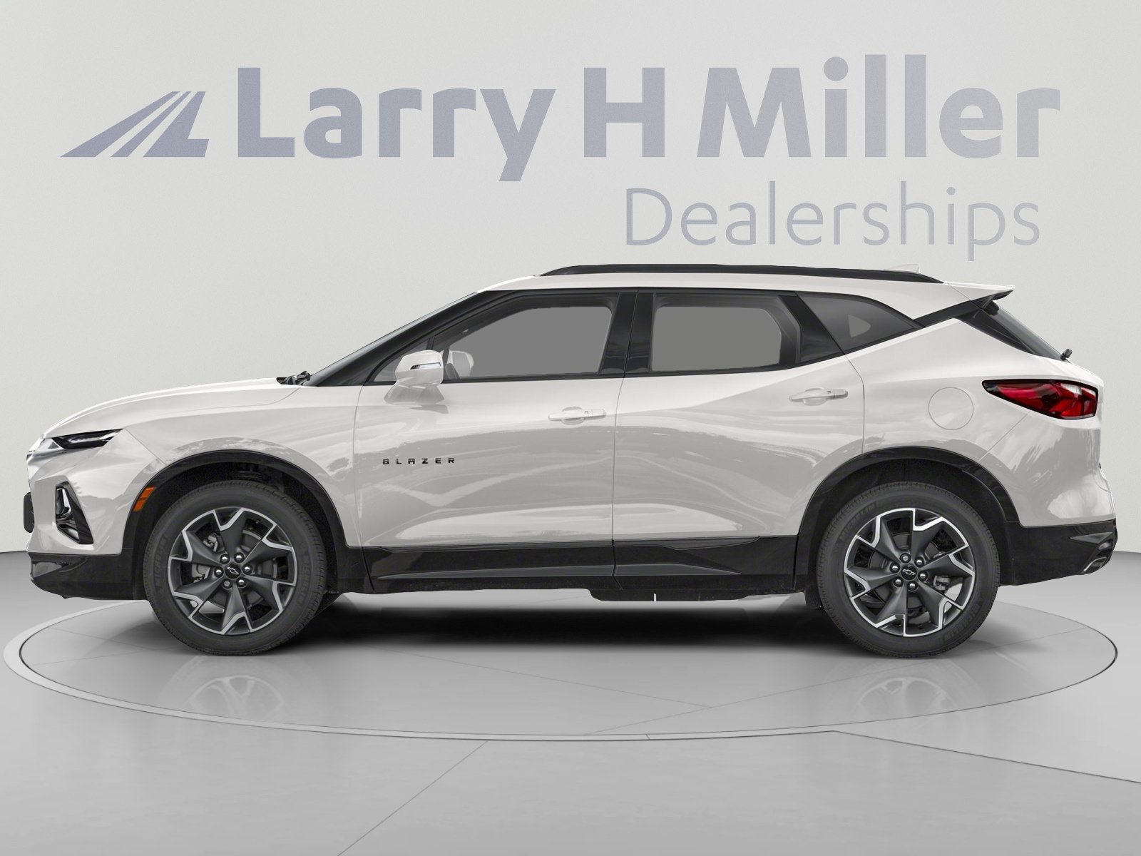Used 2019 Chevrolet Blazer RS FWD image 3
