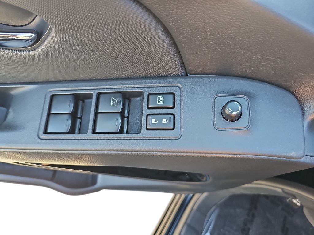 Used 2022 Nissan Frontier PRO-4X w/ Pro-4X Premium Package AWD/4WD image 27