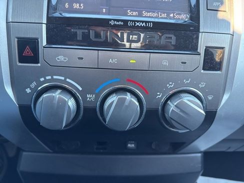 Used 2015 Toyota Tundra SR image 18