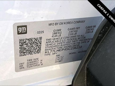 Used 2025 Chevrolet Trax LT w/ LT Convenience Package image 18