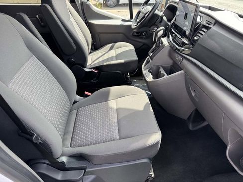 Used 2023 Ford Transit 350 XLT RWD image 17