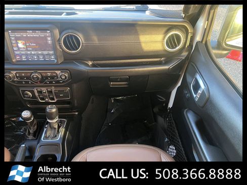 Used 2020 Jeep Gladiator Overland image 22