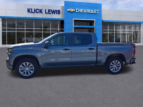 Used 2022 Chevrolet Silverado 1500 Custom AWD/4WD image 4