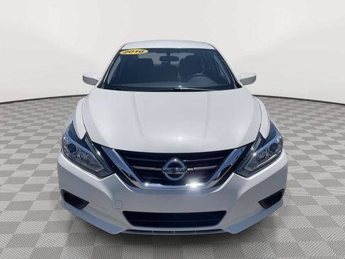 Used 2016 Nissan Altima 2.5 S w/ Power Driver Seat Package FWD image 3