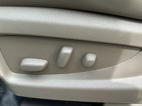 Used 2016 Chevrolet Silverado 1500 LTZ w/ LTZ Plus Package image 38