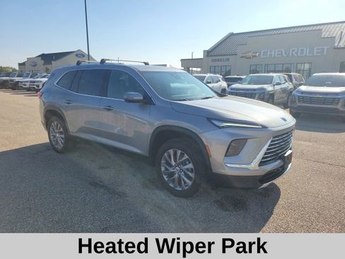 Used 2025 Buick Enclave Preferred w/ Power Package AWD/4WD image 20