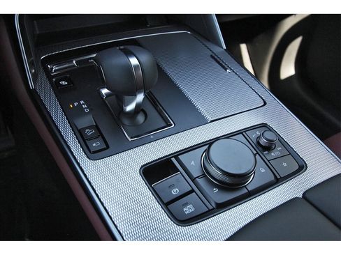 New 2025 MAZDA CX-70 Plug-In Hybrid w/ Premium Plus image 26