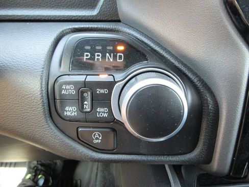 Used 2023 RAM 1500 Big Horn AWD/4WD image 28
