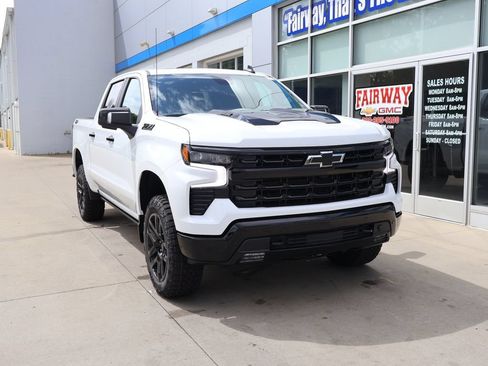 New 2026 Chevrolet Silverado 1500 LT Trail Boss w/ LT Trail Boss Premium Package AWD/4WD image 2