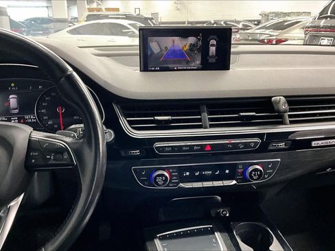 Used 2017 Audi Q7 3.0T Premium Plus w/ Premium Plus Package image 6