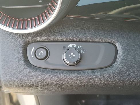 New 2026 Chevrolet Trax RS image 22