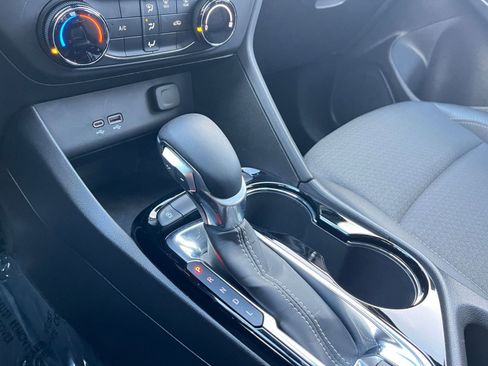 Used 2025 Buick Encore GX Preferred image 39