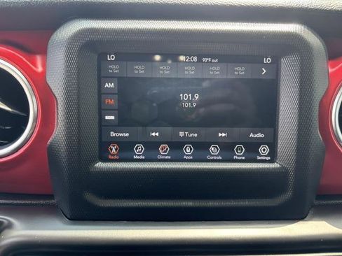 Used 2021 Jeep Wrangler Rubicon AWD/4WD image 11