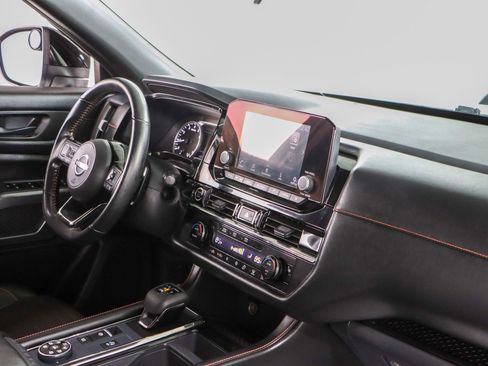 Used 2023 Nissan Pathfinder Rock Creek image 26