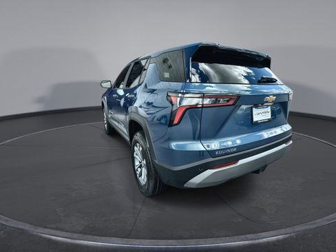 New 2026 Chevrolet Equinox LT FWD image 12