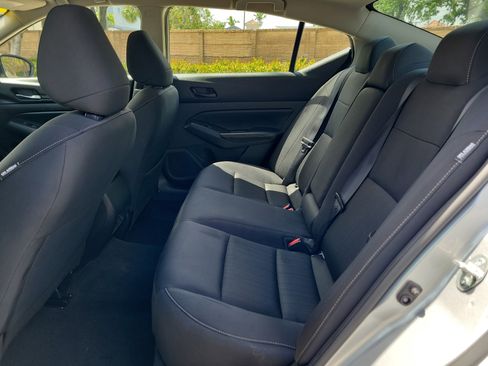 Used 2024 Nissan Altima 2.5 SV image 16