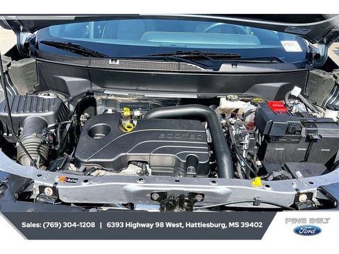 Used 2025 GMC Terrain Elevation FWD image 8