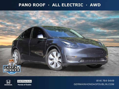 Used 2024 Tesla Model Y Long Range AWD/4WD image 1