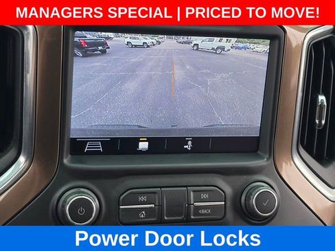 Used 2019 Chevrolet Silverado 1500 High Country w/ Z71 Off-Road Package AWD/4WD image 27