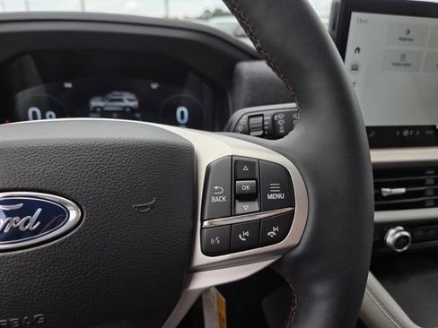 New 2026 Ford Explorer Active w/ Active Comfort Package RWD image 21