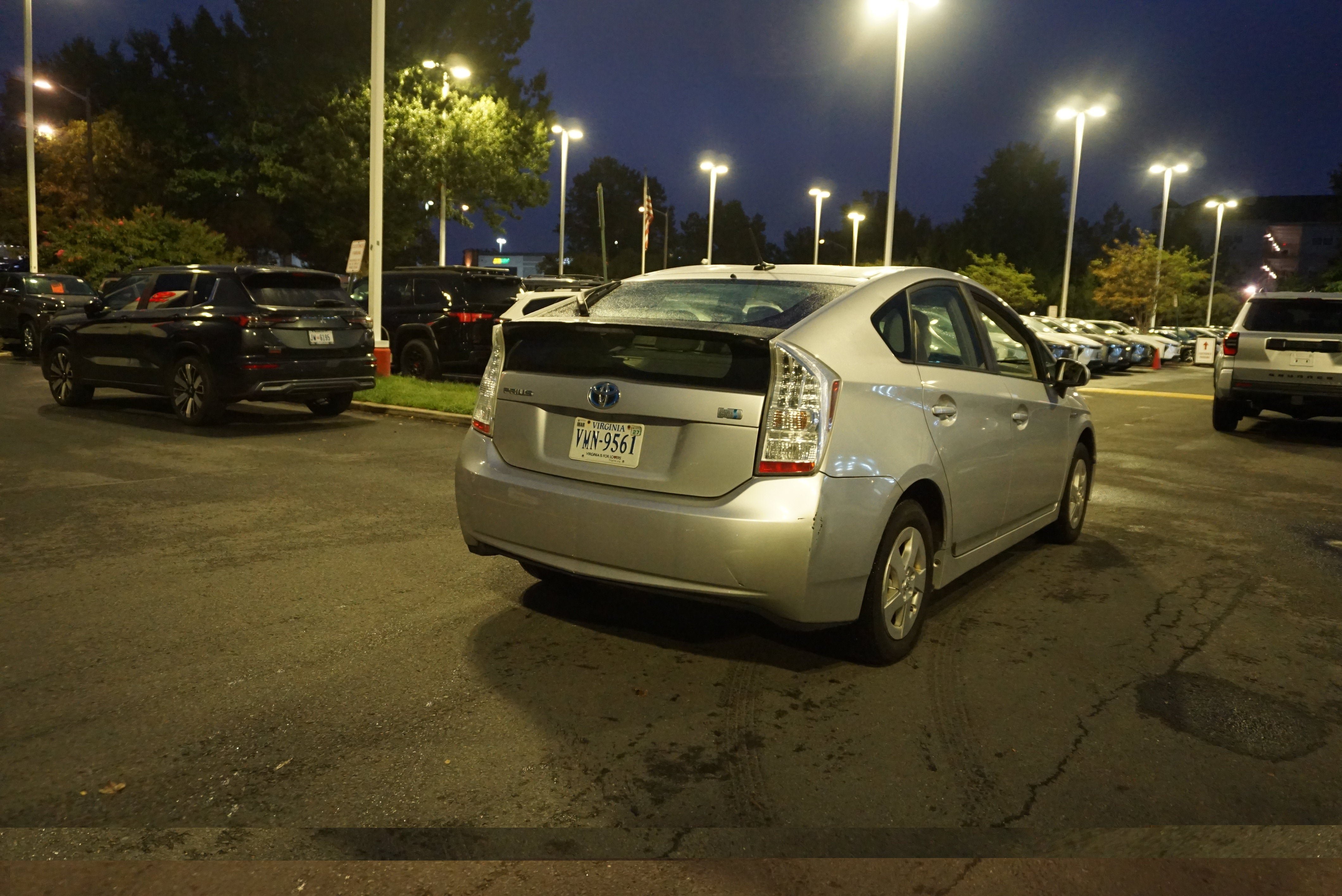 Used 2010 Toyota Prius Two FWD image 3