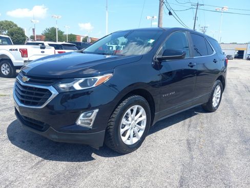 Used 2020 Chevrolet Equinox LS w/ LS Convenience Package FWD image 1