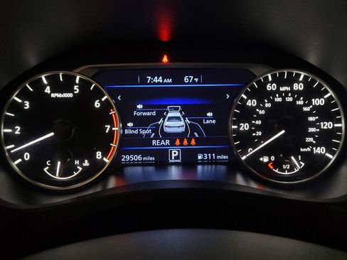 Used 2025 Nissan Altima 2.5 SV FWD image 23