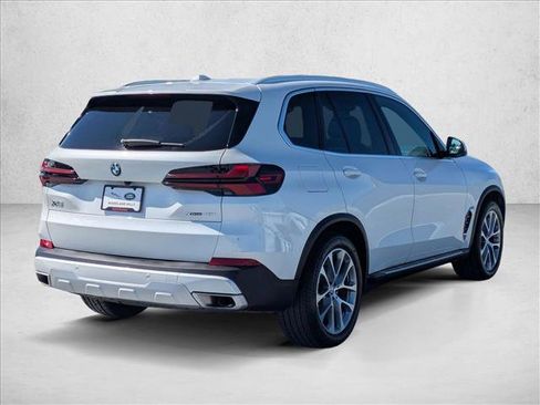 Used 2025 BMW X5 xDrive40i image 5
