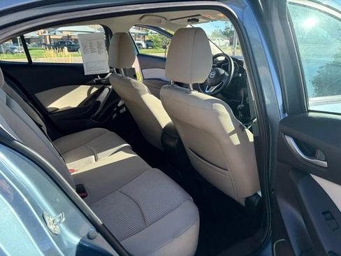 Used 2015 MAZDA MAZDA3 i Touring FWD image 22