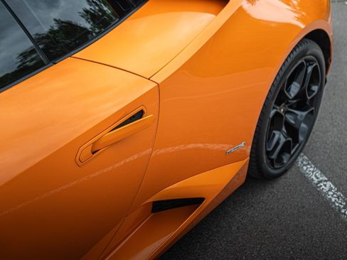 Used 2017 Lamborghini Huracan LP 610-4 AWD/4WD image 88