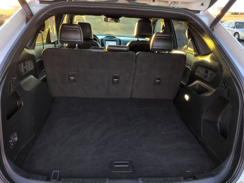 Used 2020 Ford Edge ST-Line image 13