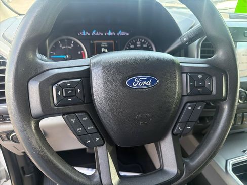 Used 2019 Ford F350 XLT w/ XLT Premium Package AWD/4WD image 9