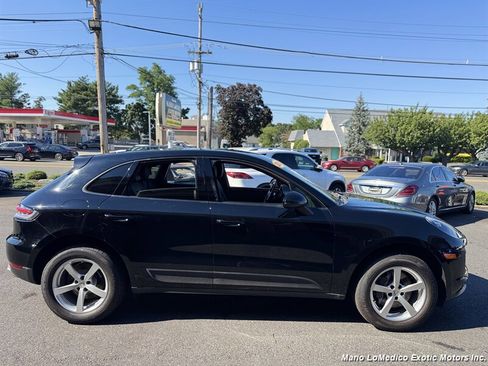 Used 2021 Porsche Macan image 14