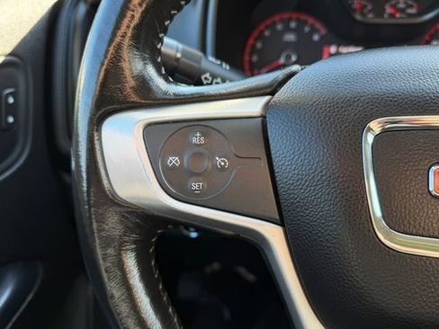 Used 2016 GMC Canyon SLE image 18