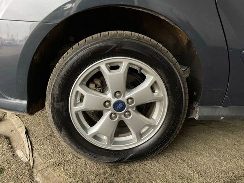 Used 2014 Ford Transit Connect XLT image 10