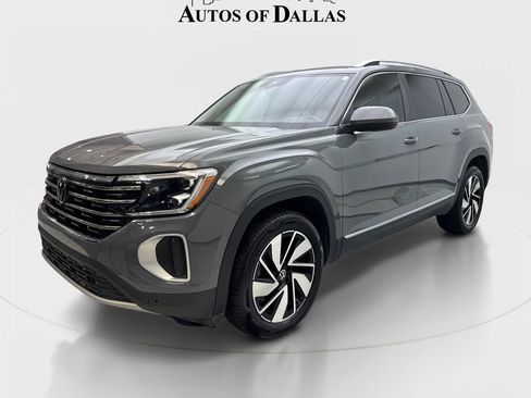 Used 2025 Volkswagen Atlas SEL AWD/4WD image 2