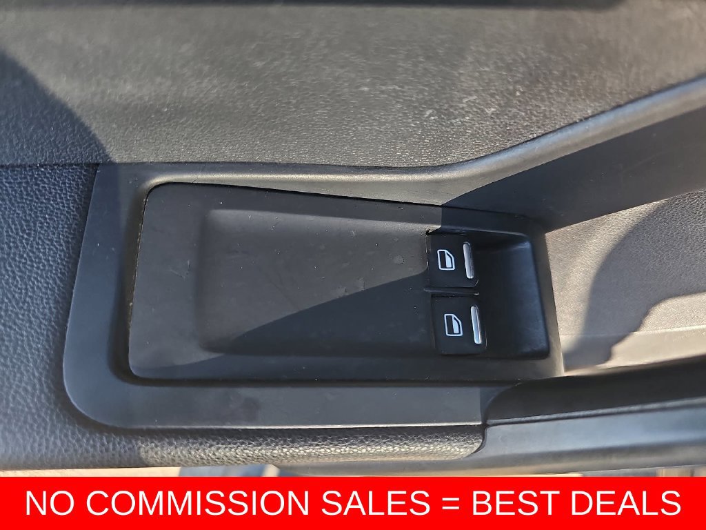 Used 2016 Volkswagen Beetle 1.8T SE FWD image 26