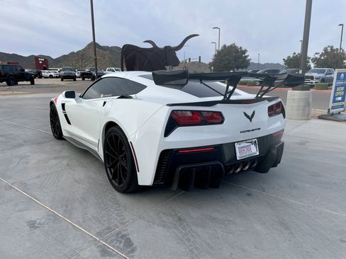 Used 2017 Chevrolet Corvette Grand Sport image 5