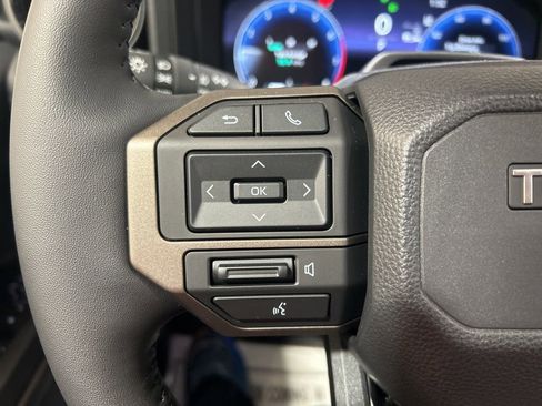 Used 2025 Toyota Land Cruiser image 35