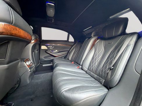 Used 2015 Mercedes-Benz S 63 AMG 4MATIC Sedan image 27